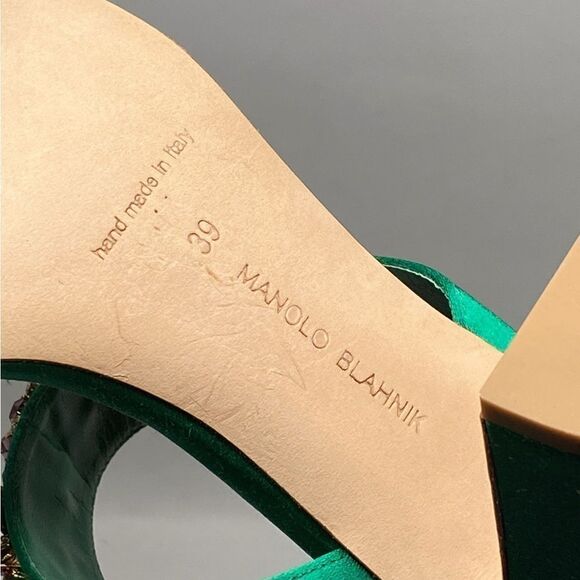 Manolo Blahnik 90MM Embellished Satin Mules size 39 - Picture 15 of 15